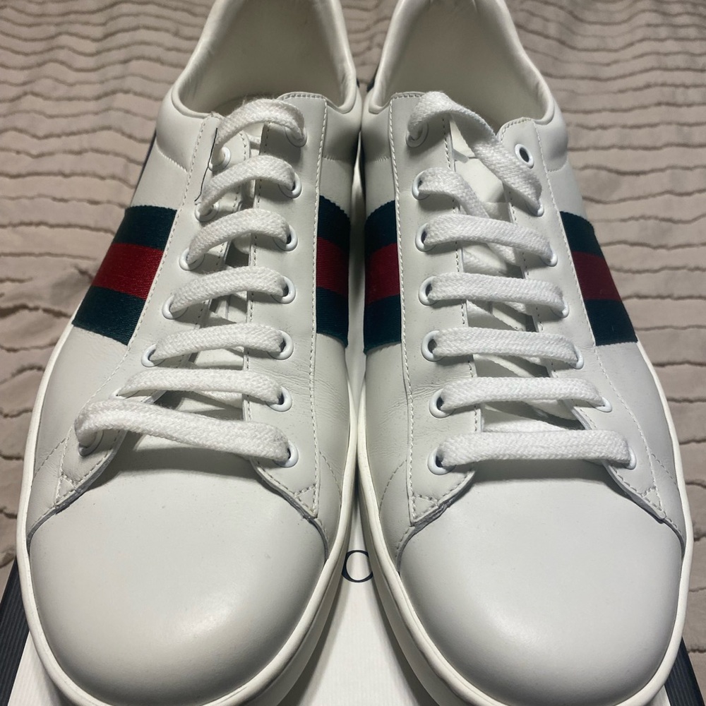Gucci White Sneakers with Red and Green Stripes